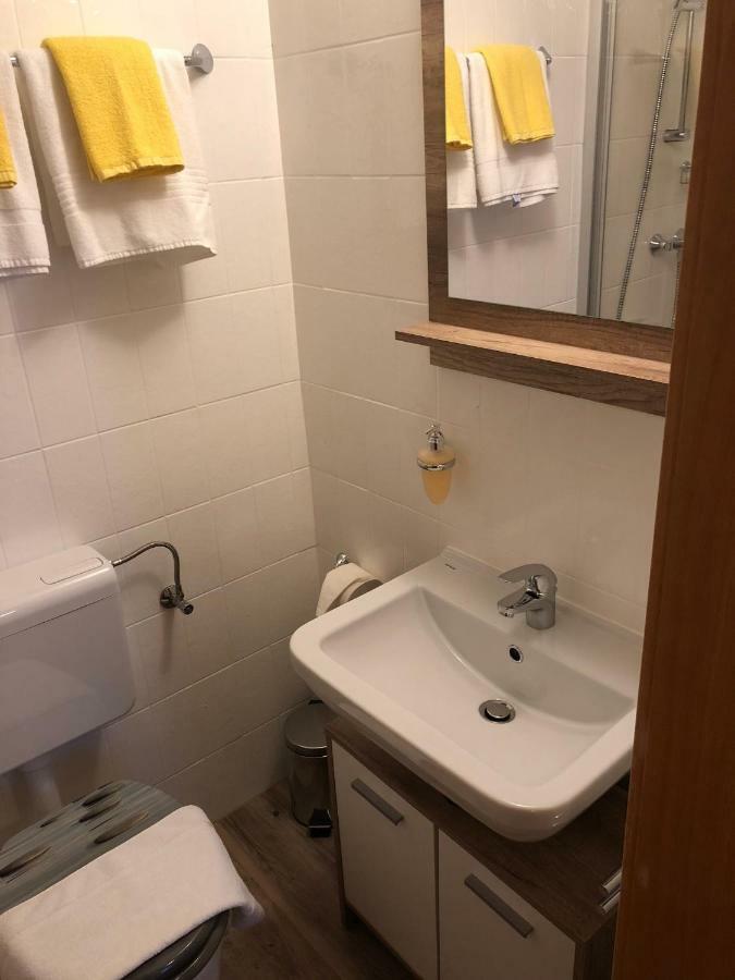 Appartements Dobler - S'Darhuam Sankt Leonhard im Pitztal Bagian luar foto