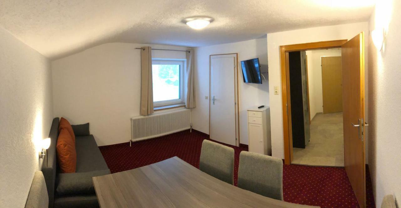 Appartements Dobler - S'Darhuam Sankt Leonhard im Pitztal Bagian luar foto